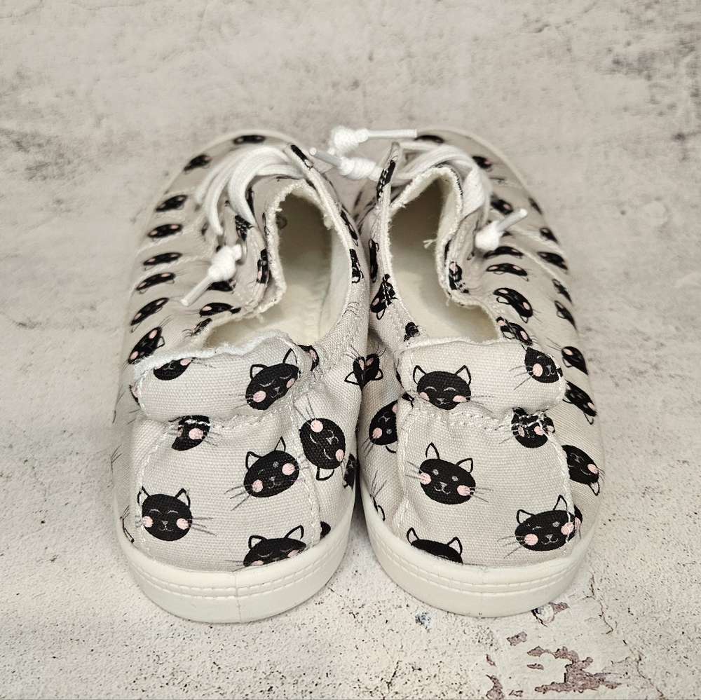 Isaac Mizrahi Cat Pint Slip-Ons / Youth Size 7.5 / Colorway Gray, White, & Black - Picture 6 of 10